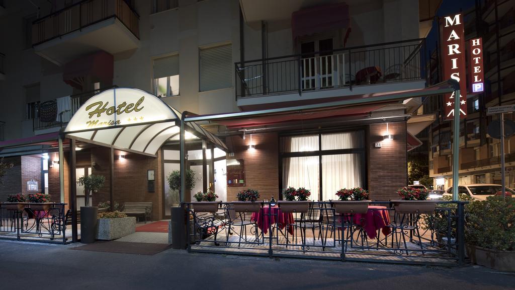 Hotel Marisa ألبينغا المظهر الخارجي الصورة