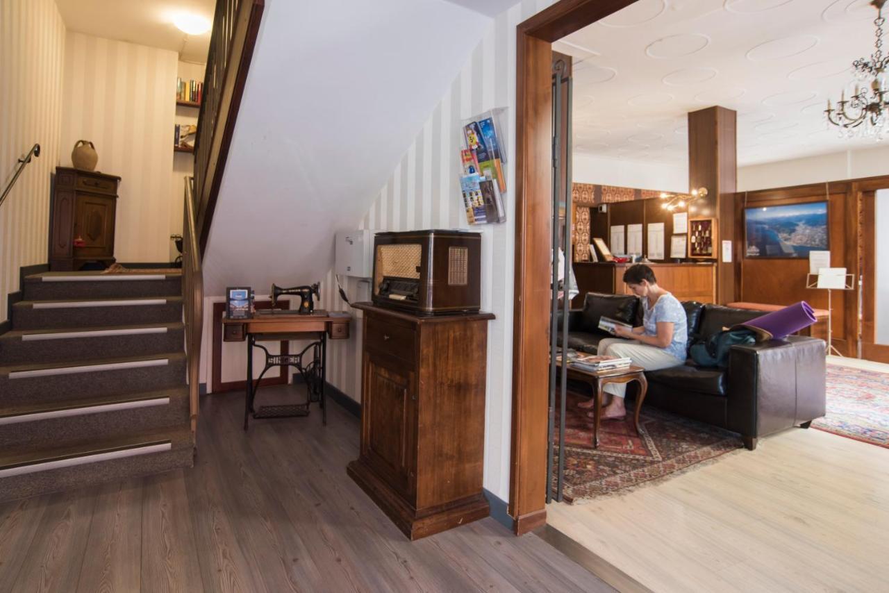 Hotel Marisa ألبينغا المظهر الخارجي الصورة